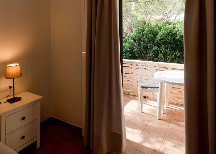 Apartamentos El Pino - Formentera Break